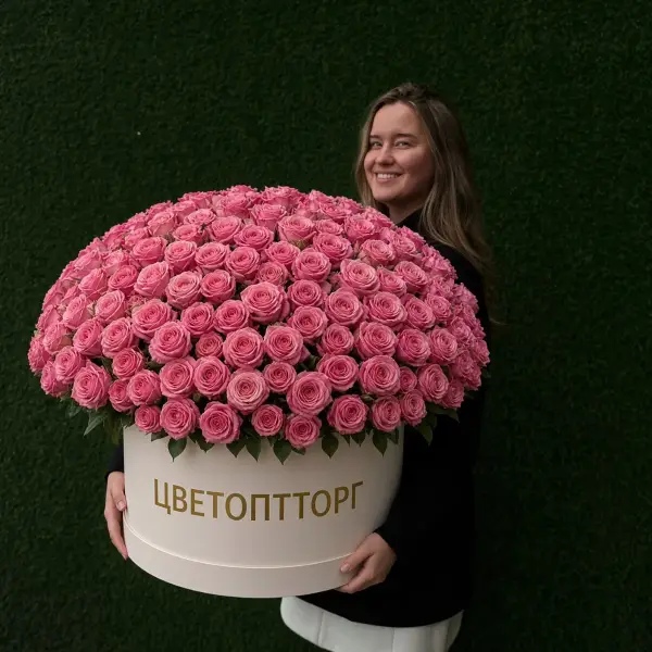 ВАУ‑букет из 201 розы в нежно‑розовых оттенках